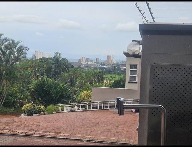 3 BEDROOM APARTMENT FOR SALE IN MUSGRAVE